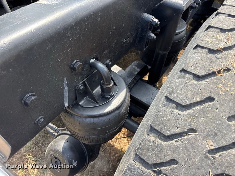 image for item FG0628 2000 Kenworth W900L semi truck