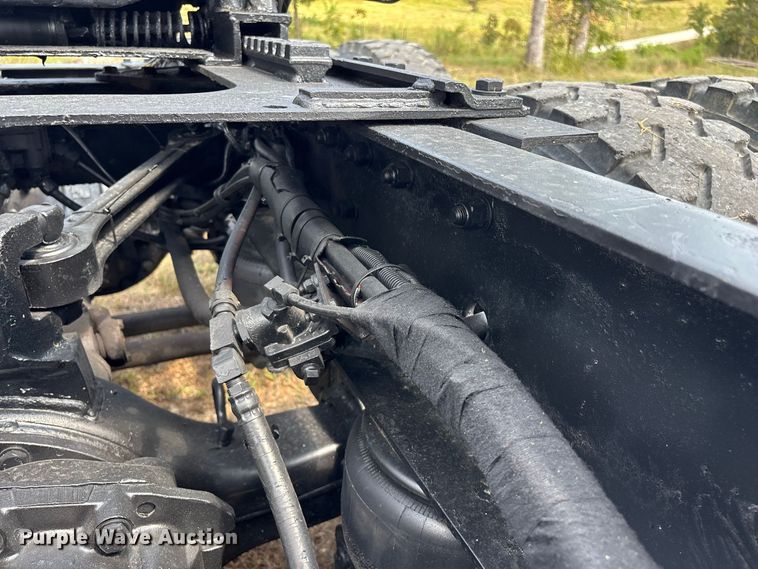 image for item FG0628 2000 Kenworth W900L semi truck