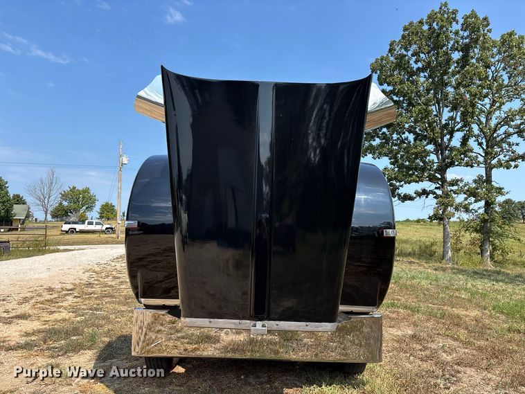 image for item FG0628 2000 Kenworth W900L semi truck