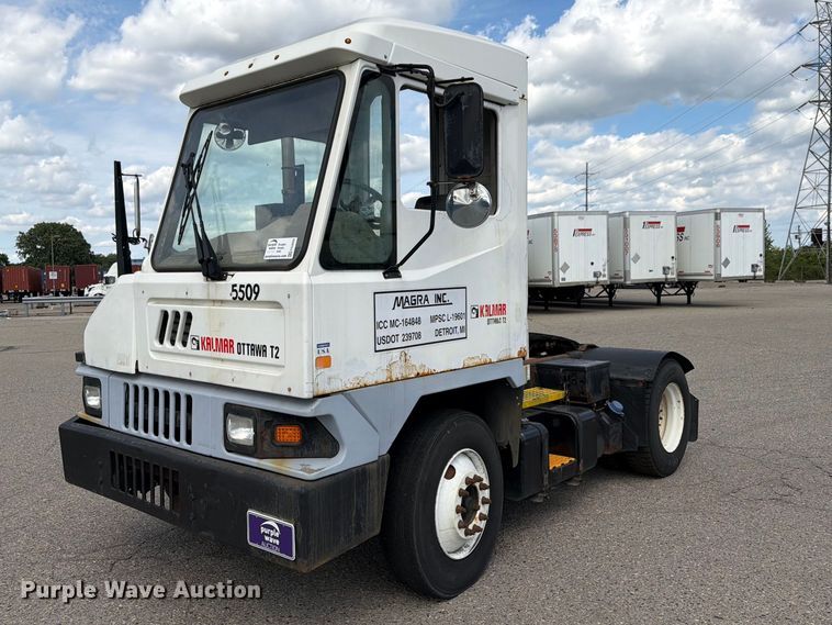 image for item FG3002 2015 Kalmar Ottawa T2 yard truck