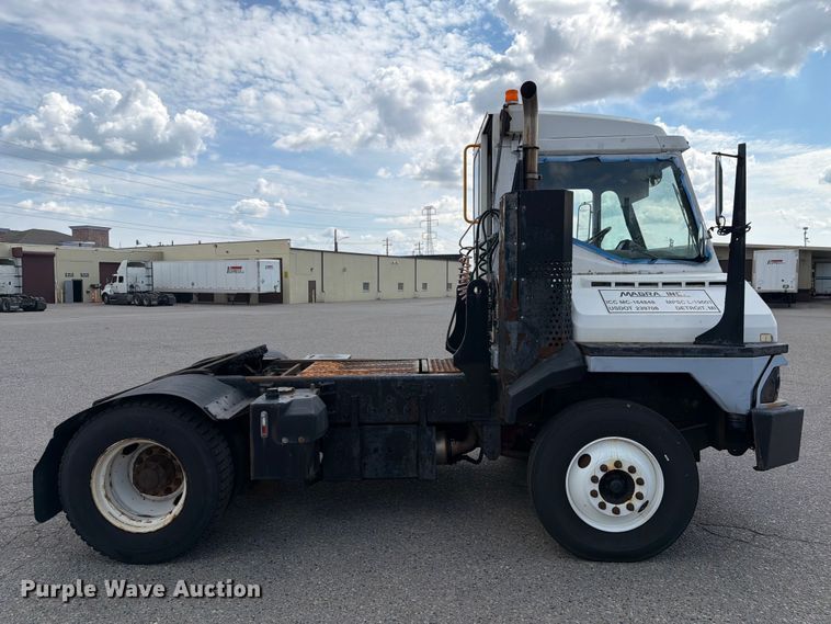 image for item FG3002 2015 Kalmar Ottawa T2 yard truck