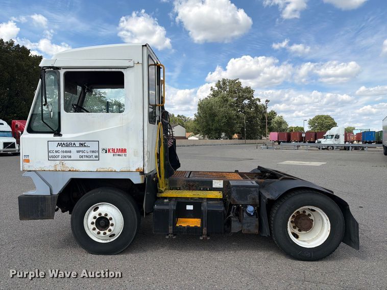 image for item FG3002 2015 Kalmar Ottawa T2 yard truck