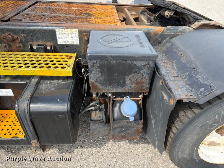 image for item FG3002 2015 Kalmar Ottawa T2 yard truck
