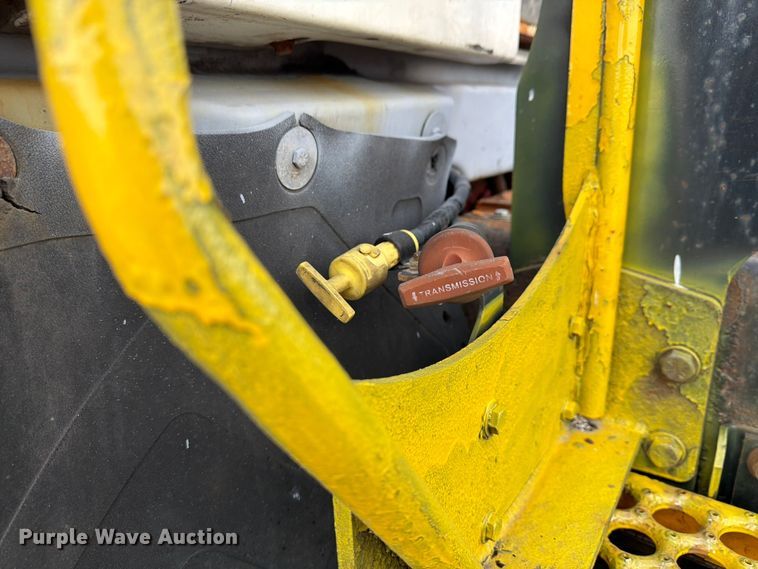 image for item FG3002 2015 Kalmar Ottawa T2 yard truck