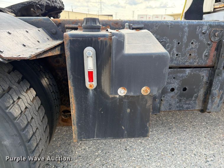 image for item FG3002 2015 Kalmar Ottawa T2 yard truck