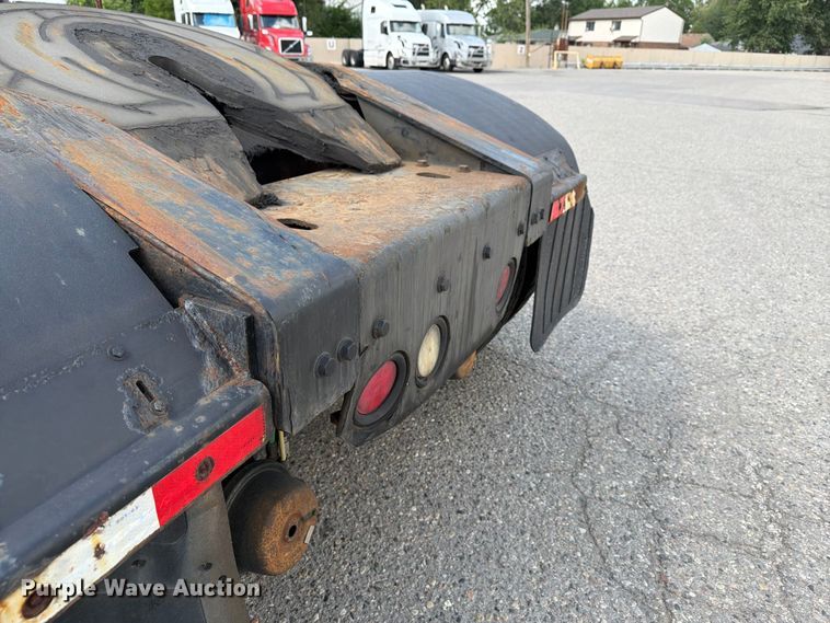image for item FG3002 2015 Kalmar Ottawa T2 yard truck