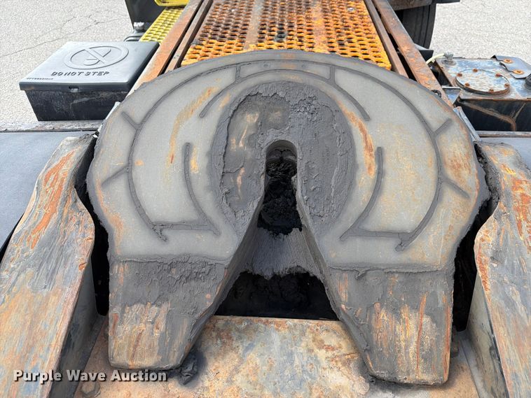 image for item FG3002 2015 Kalmar Ottawa T2 yard truck