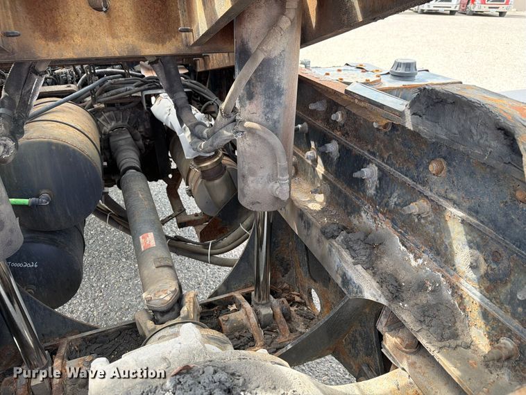 image for item FG3002 2015 Kalmar Ottawa T2 yard truck