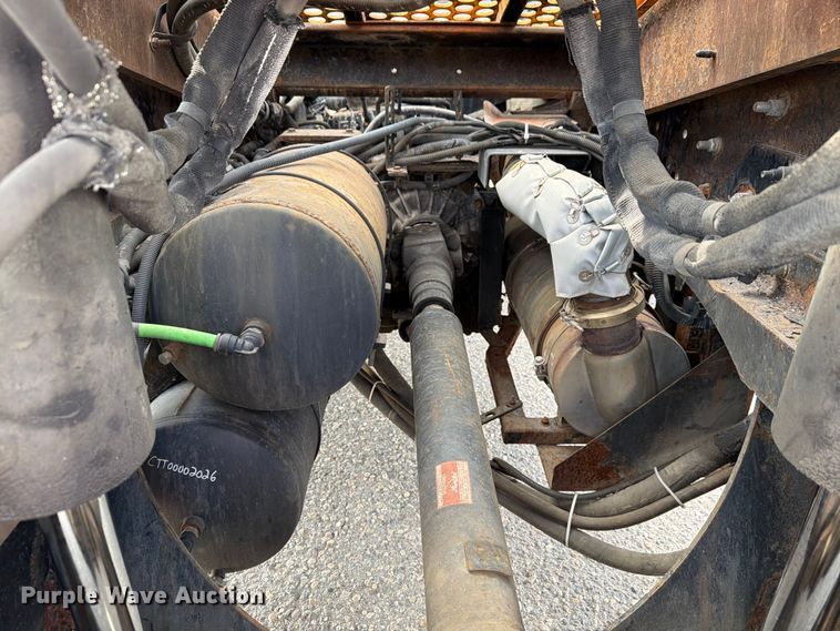 image for item FG3002 2015 Kalmar Ottawa T2 yard truck