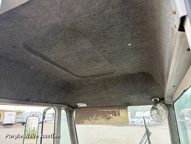 image for item FG3002 2015 Kalmar Ottawa T2 yard truck