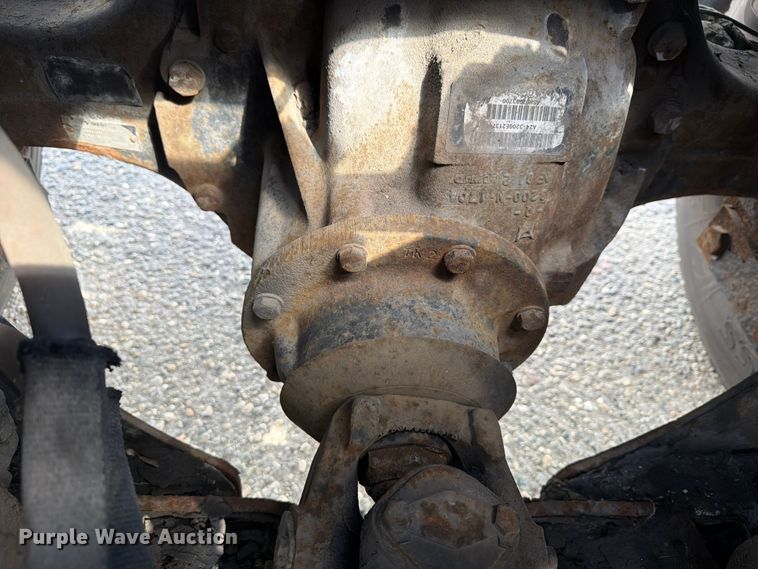 image for item FG3002 2015 Kalmar Ottawa T2 yard truck