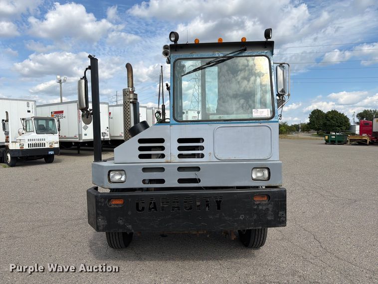 image for item FG3003 2010 Capacity Trucks yard truck