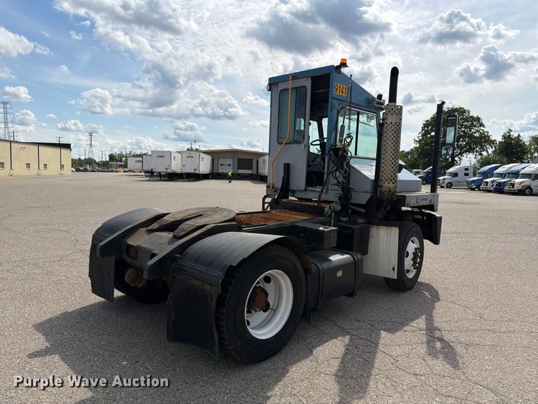 image for item FG3003 2010 Capacity Trucks yard truck