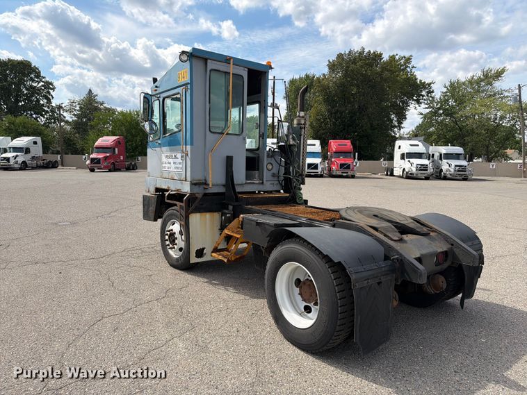 image for item FG3003 2010 Capacity Trucks yard truck