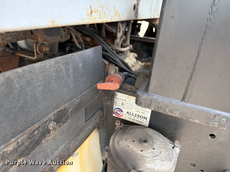 image for item FG3003 2010 Capacity Trucks yard truck