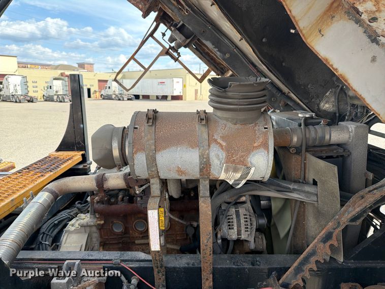 image for item FG3003 2010 Capacity Trucks yard truck