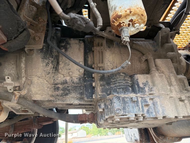 image for item FG3003 2010 Capacity Trucks yard truck