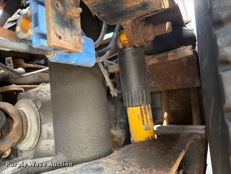 image for item FG3003 2010 Capacity Trucks yard truck