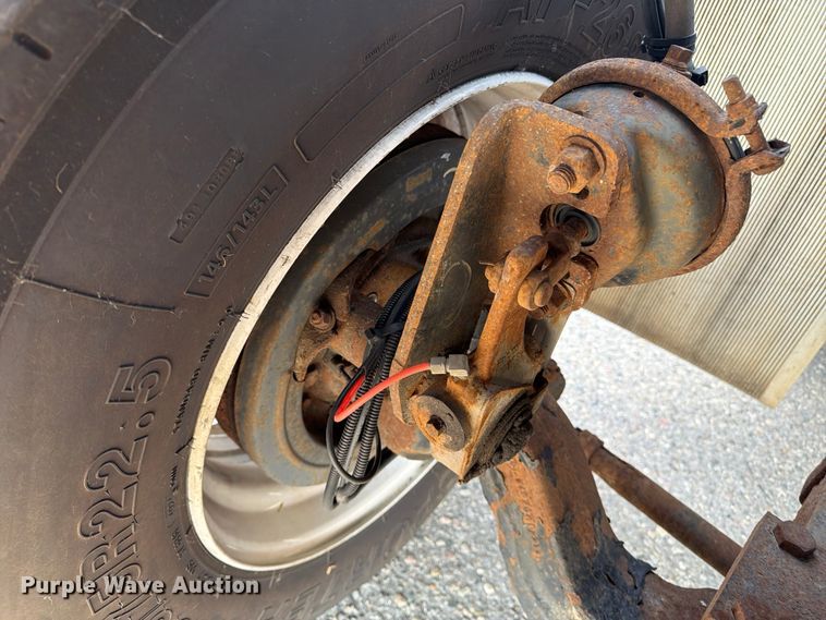 image for item FG3003 2010 Capacity Trucks yard truck