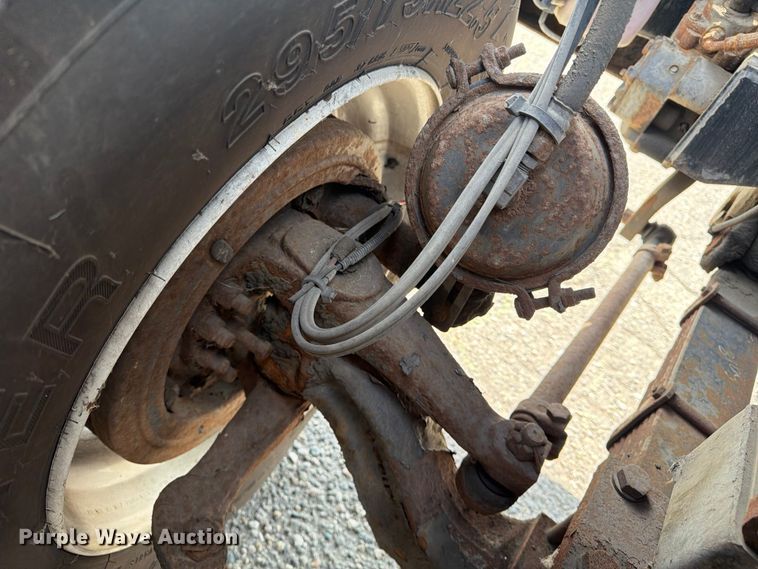 image for item FG3003 2010 Capacity Trucks yard truck