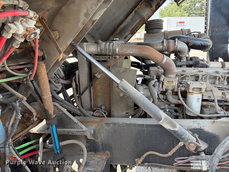 image for item FG3003 2010 Capacity Trucks yard truck