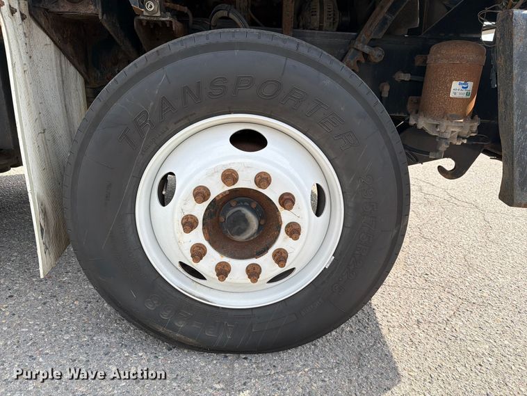 image for item FG3003 2010 Capacity Trucks yard truck