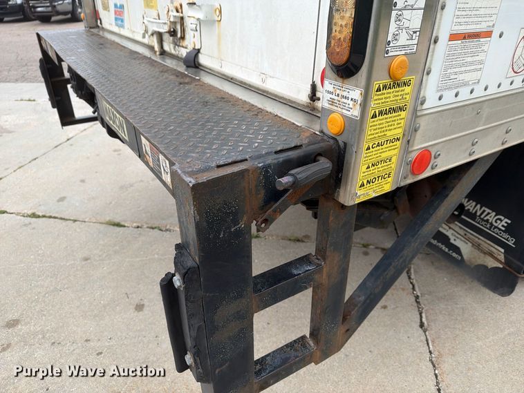 image for item FG3004 2016 Ford F550 crew cab box truck