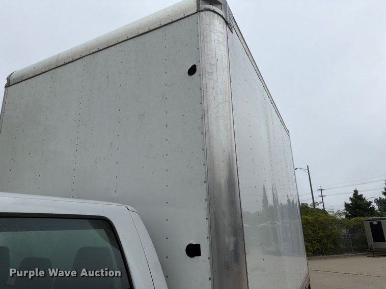 image for item FG3004 2016 Ford F550 crew cab box truck