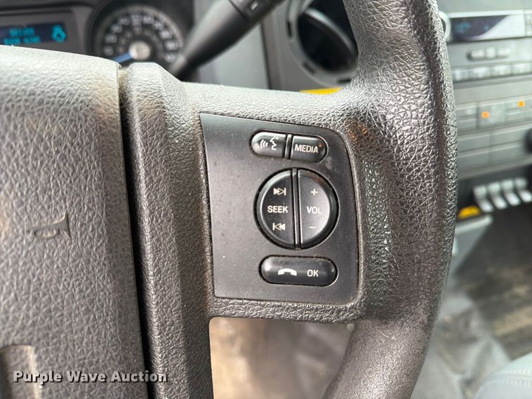 image for item FG3004 2016 Ford F550 crew cab box truck