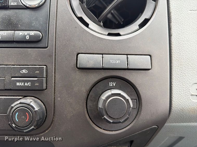 image for item FG3004 2016 Ford F550 crew cab box truck