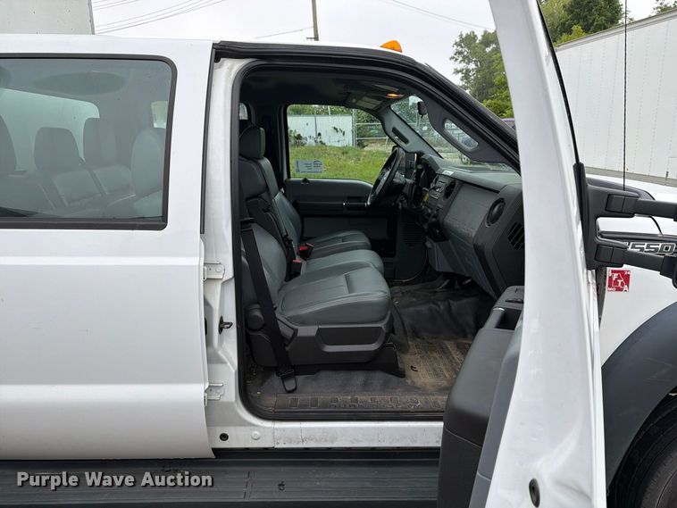 image for item FG3004 2016 Ford F550 crew cab box truck