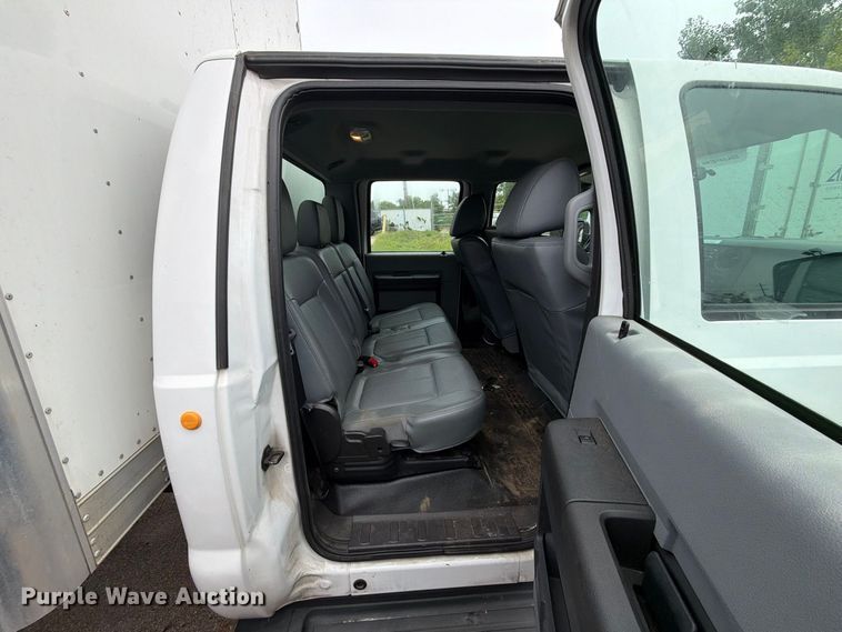 image for item FG3004 2016 Ford F550 crew cab box truck