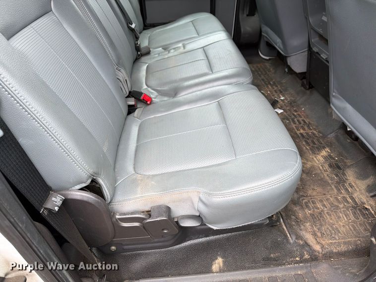 image for item FG3004 2016 Ford F550 crew cab box truck