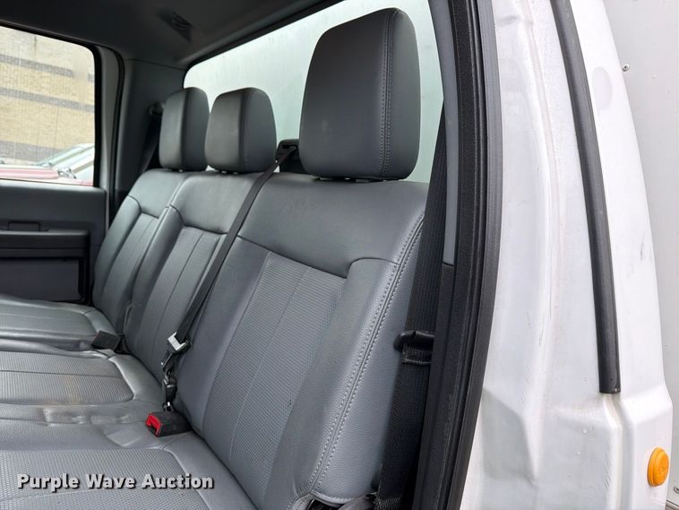 image for item FG3004 2016 Ford F550 crew cab box truck
