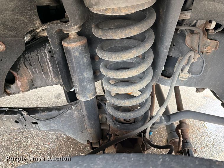 image for item FG3004 2016 Ford F550 crew cab box truck