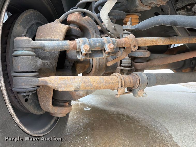 image for item FG3004 2016 Ford F550 crew cab box truck