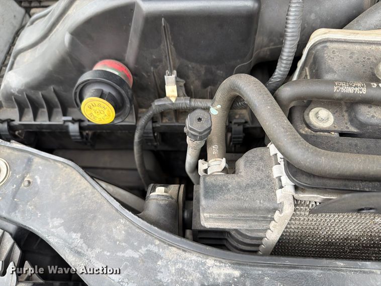 image for item FG3004 2016 Ford F550 crew cab box truck