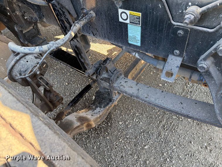 image for item FG3010 2022 Peterbilt 579 semi truck
