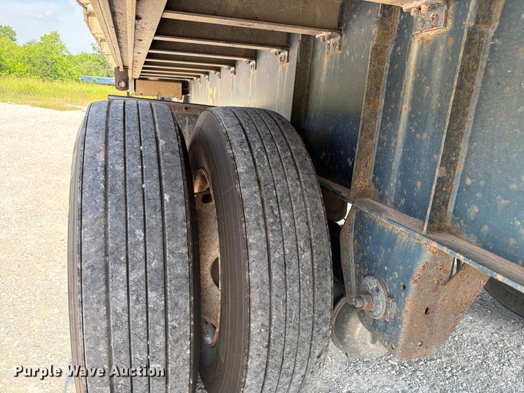 image for item FI0265 2013 Great Dane GPL-0024-00053 flatbed trailer