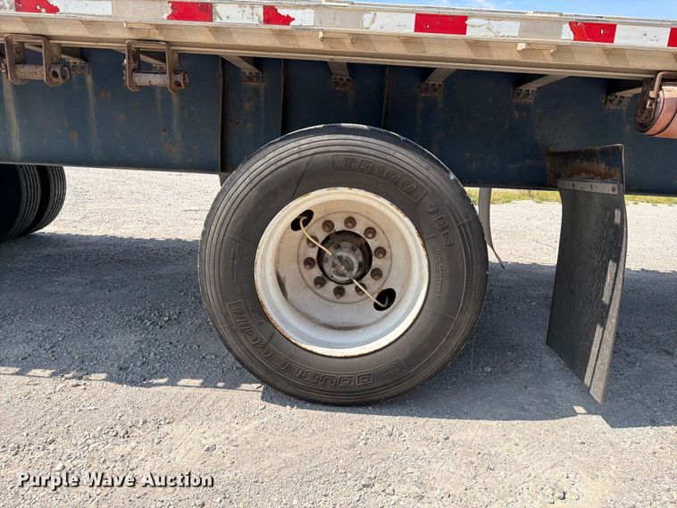 image for item FI0265 2013 Great Dane GPL-0024-00053 flatbed trailer