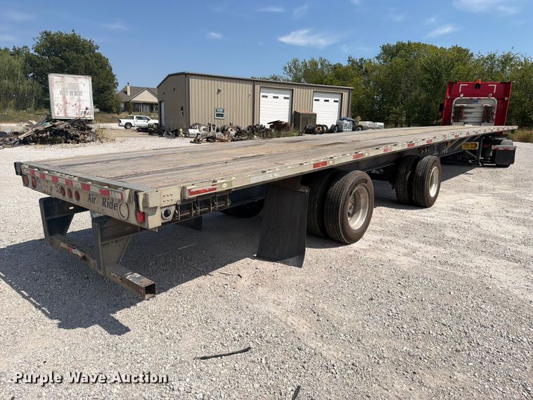 image for item FI0371 2012 Utility FS2CHA flatbed trailer