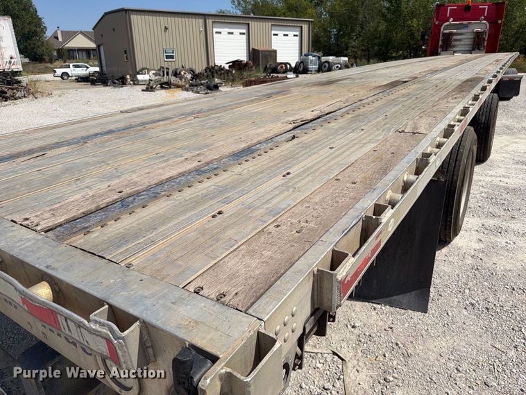 image for item FI0371 2012 Utility FS2CHA flatbed trailer