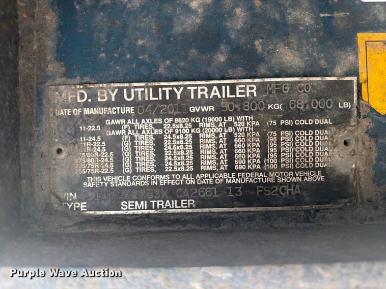 image for item FI0371 2012 Utility FS2CHA flatbed trailer