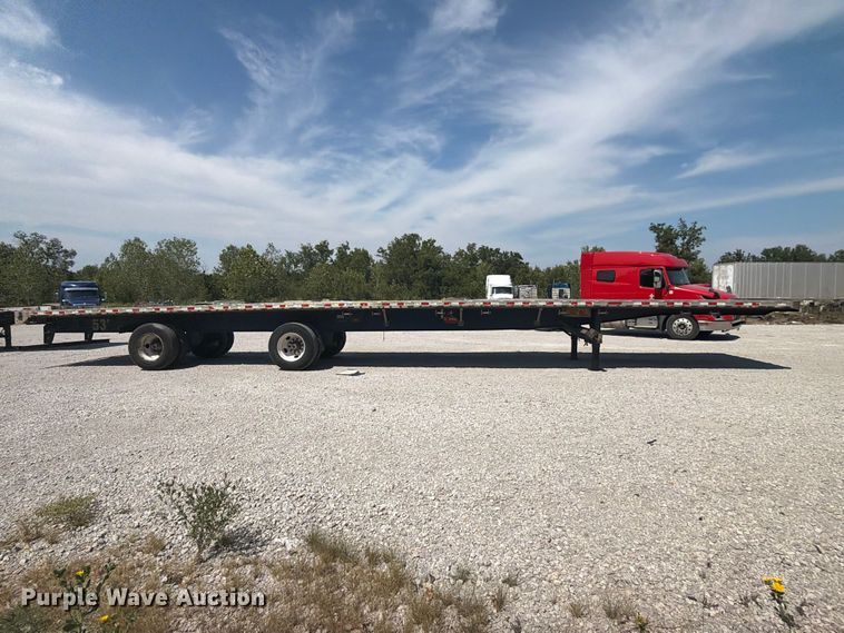 image for item FI0372 2013 Great Dane flatbed trailer