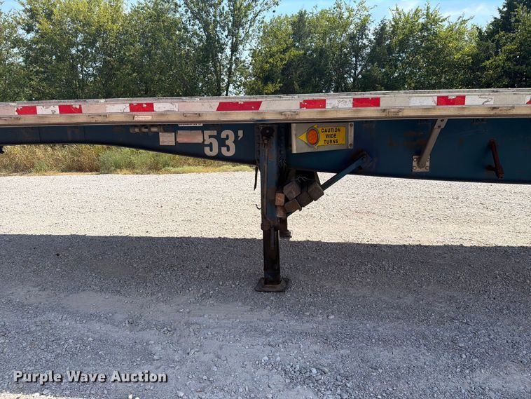 image for item FI0372 2013 Great Dane flatbed trailer