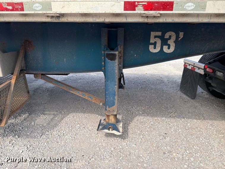 image for item FI0373 2012 Utility FS2CHA flatbed trailer