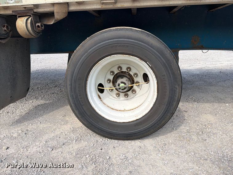 image for item FI0373 2012 Utility FS2CHA flatbed trailer