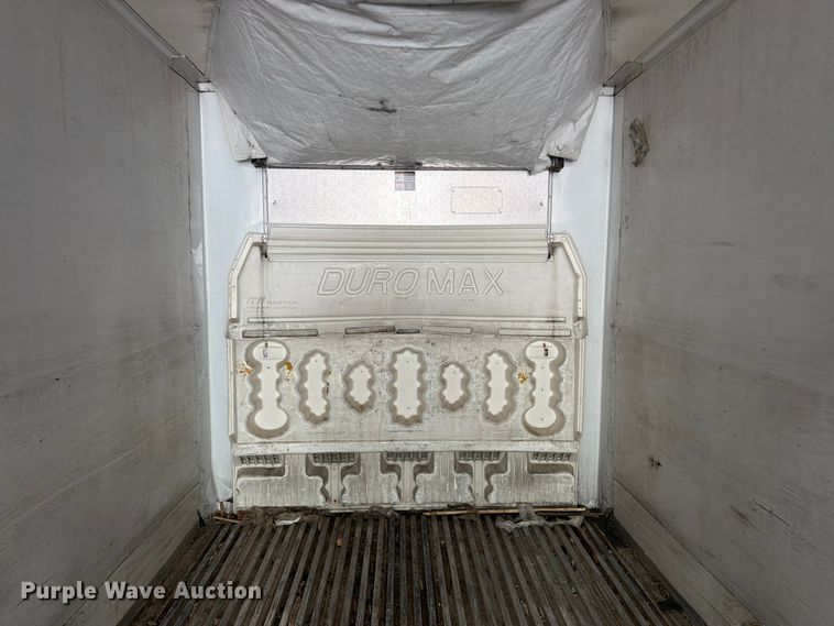 image for item FK3223 2012 Wabash refrigerated van trailer
