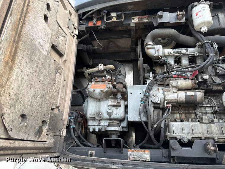 image for item FK3223 2012 Wabash refrigerated van trailer