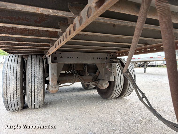image for item FK3223 2012 Wabash refrigerated van trailer